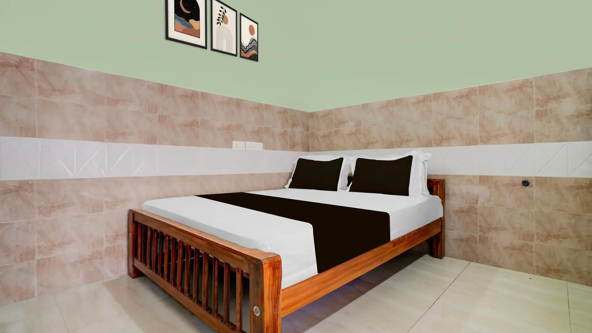 Hotel O Puthenchira Residency Thiruvananthapuram